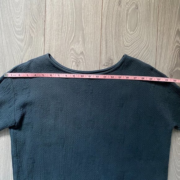 Black Crane Quilted Dress - Picture 7 of 10